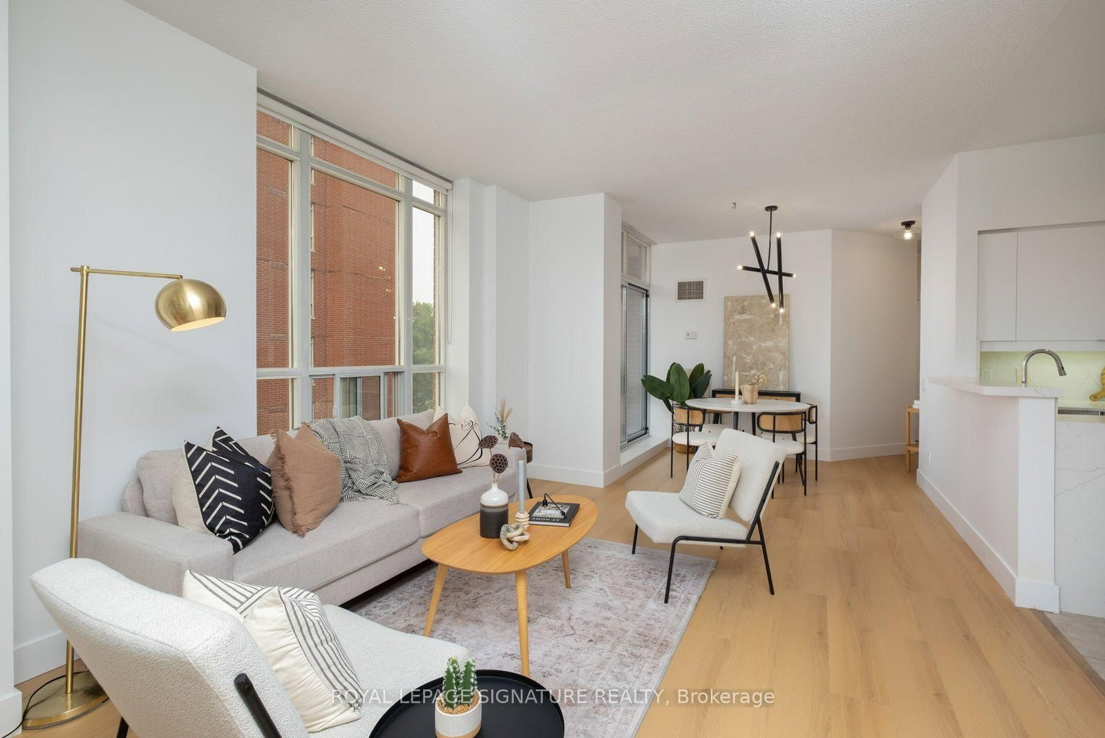 485 Rosewell Avenue • #308 • Toronto, ON photo 24