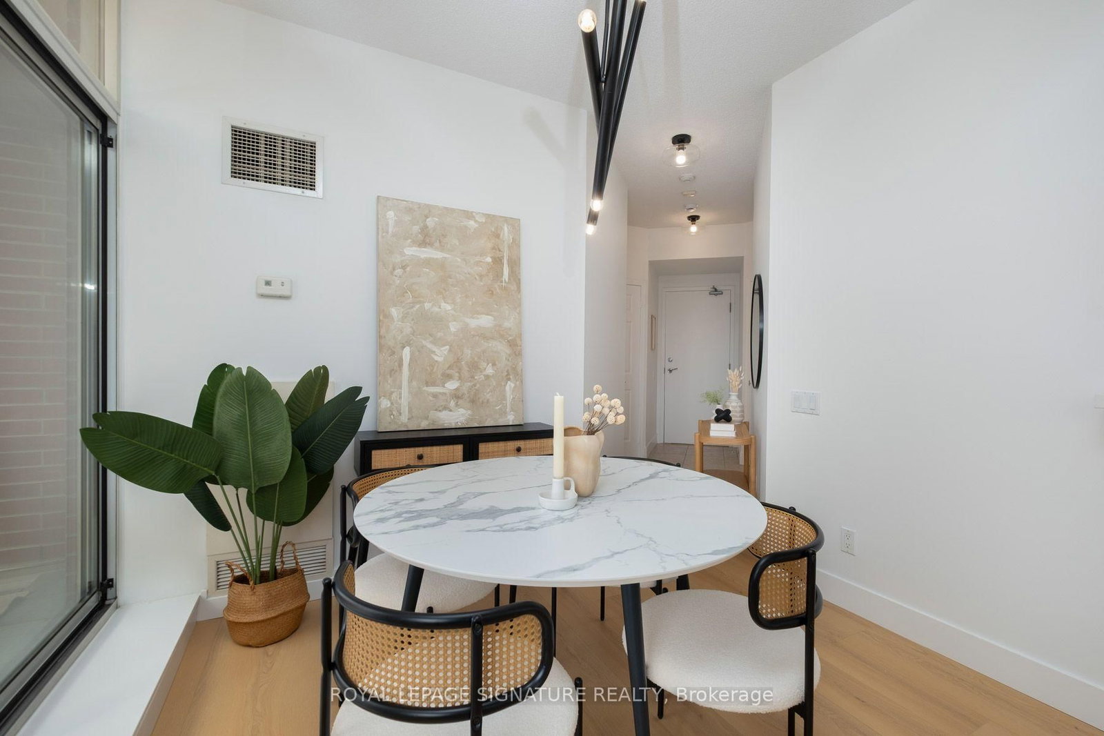 485 Rosewell Avenue • #308 • Toronto, ON photo 6