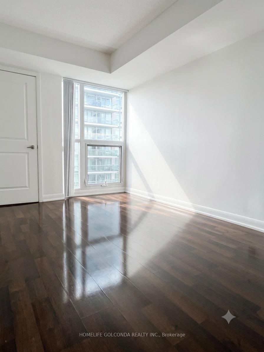803-17 Anndale Drive, Toronto, ON, photo 4