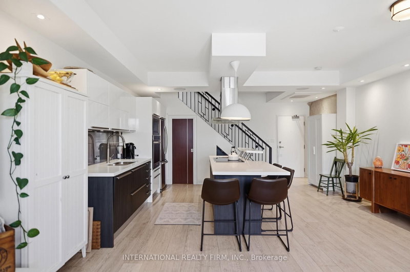 PH27 - 500 Richmond St Street W