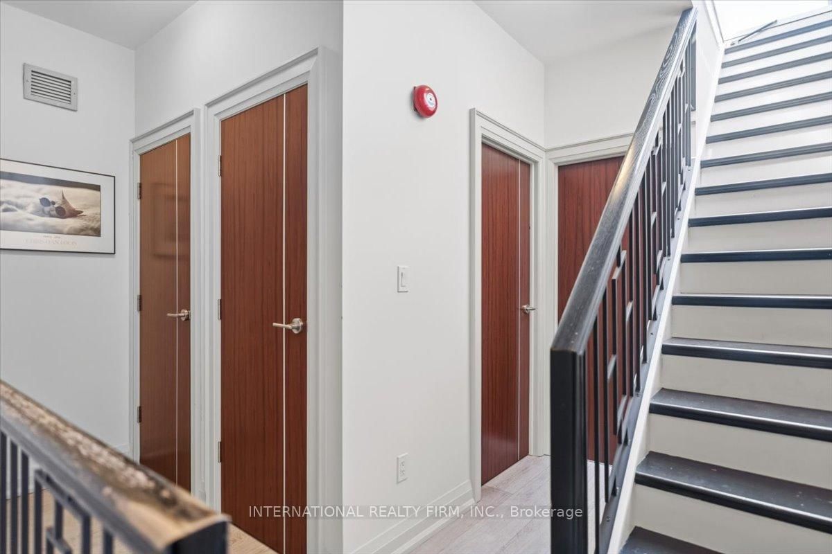 500 W Richmond St Street • #PH27 • Toronto, ON photo 8