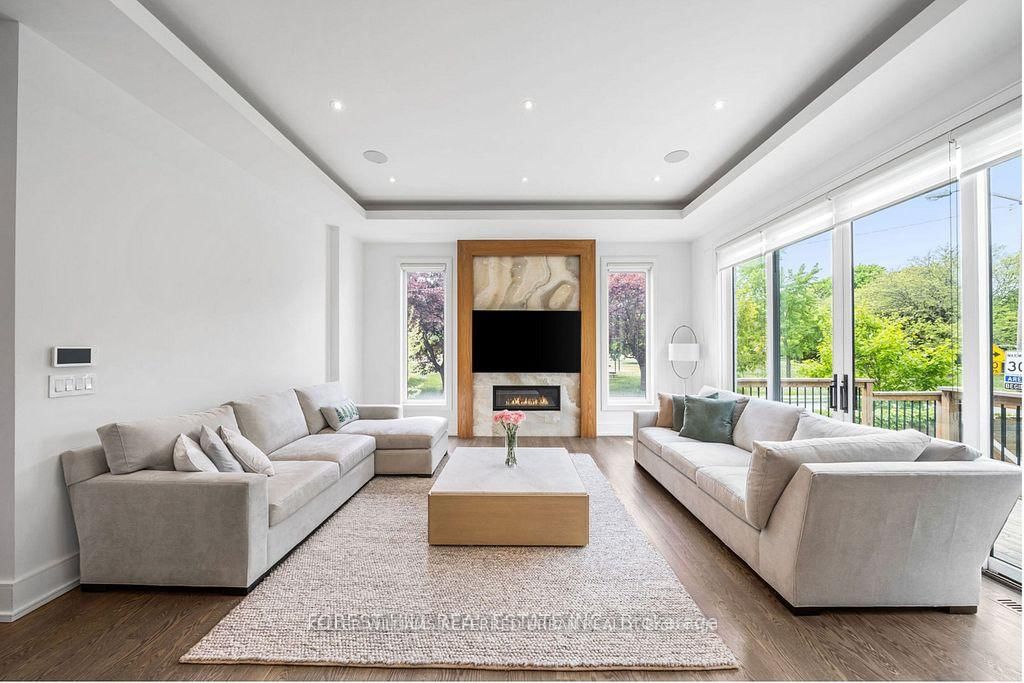 416 Patricia Avenue • Toronto, ON photo 20