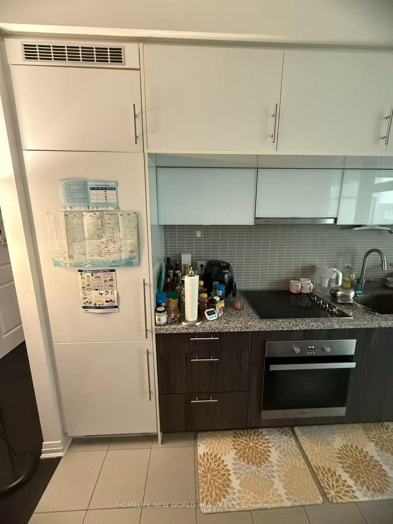 8 Mercer Street • #1901 • Toronto, ON photo 3