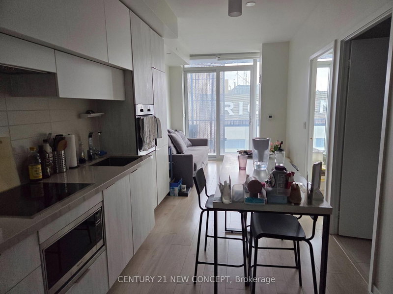 3604 - 8 Eglinton Avenue E