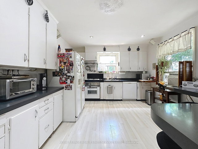 145 Parkview Avenue