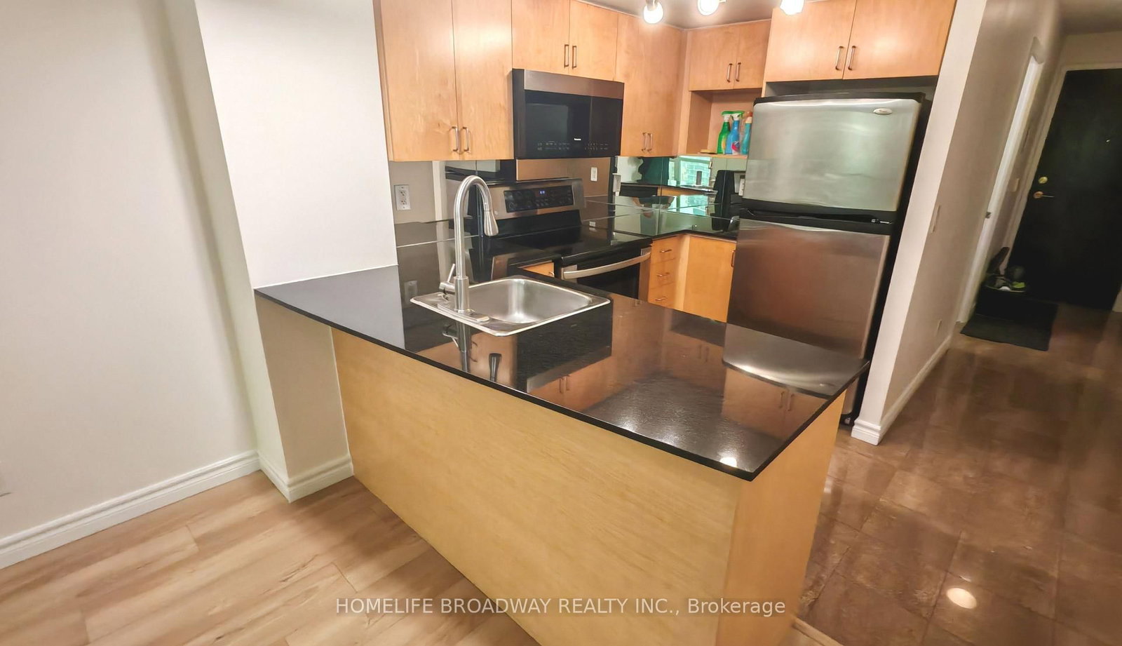 18 Yonge Street • #1906 • Toronto, ON photo 6