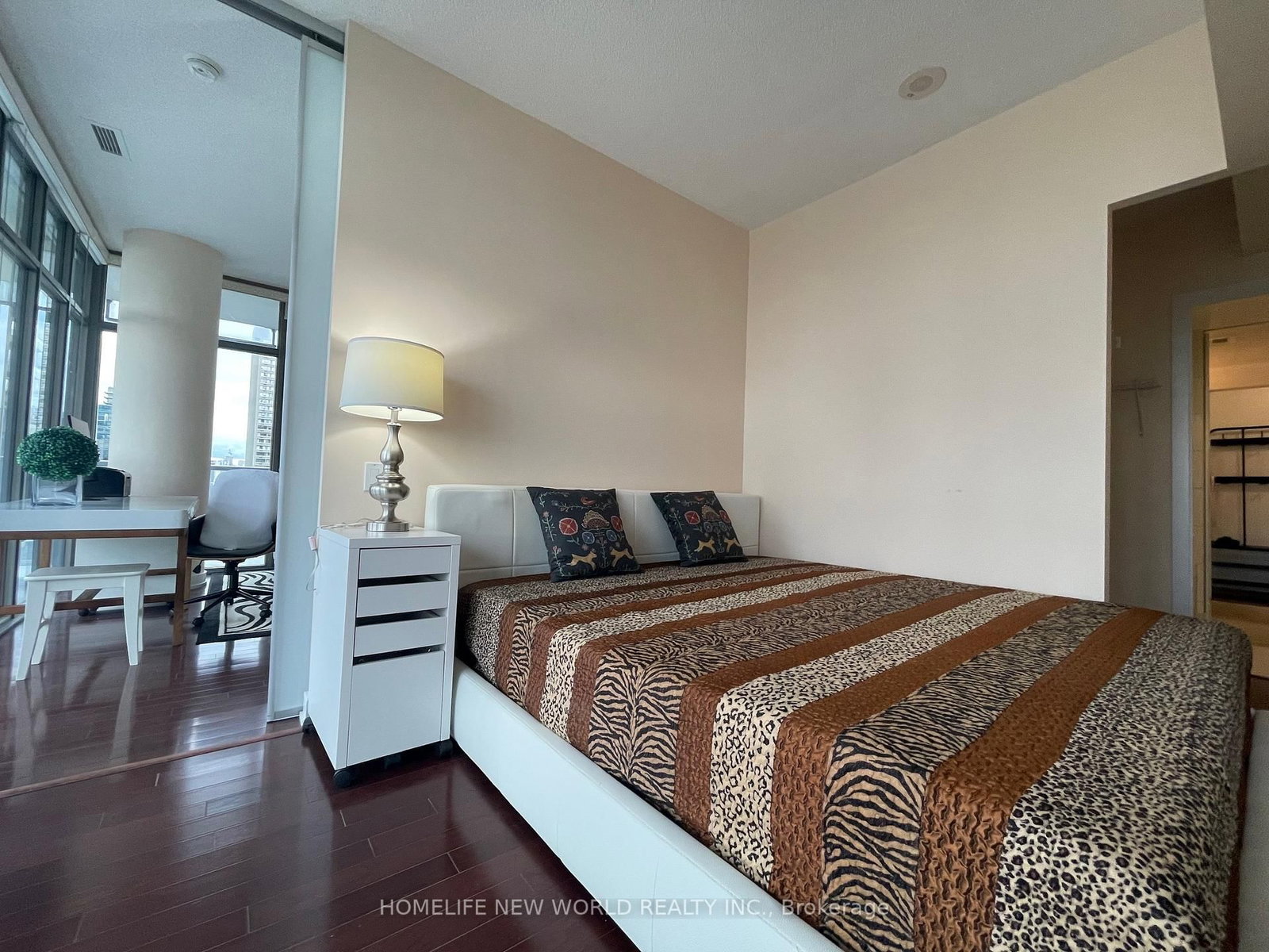 33 E Charles Street • #2109 • Toronto, ON photo 20