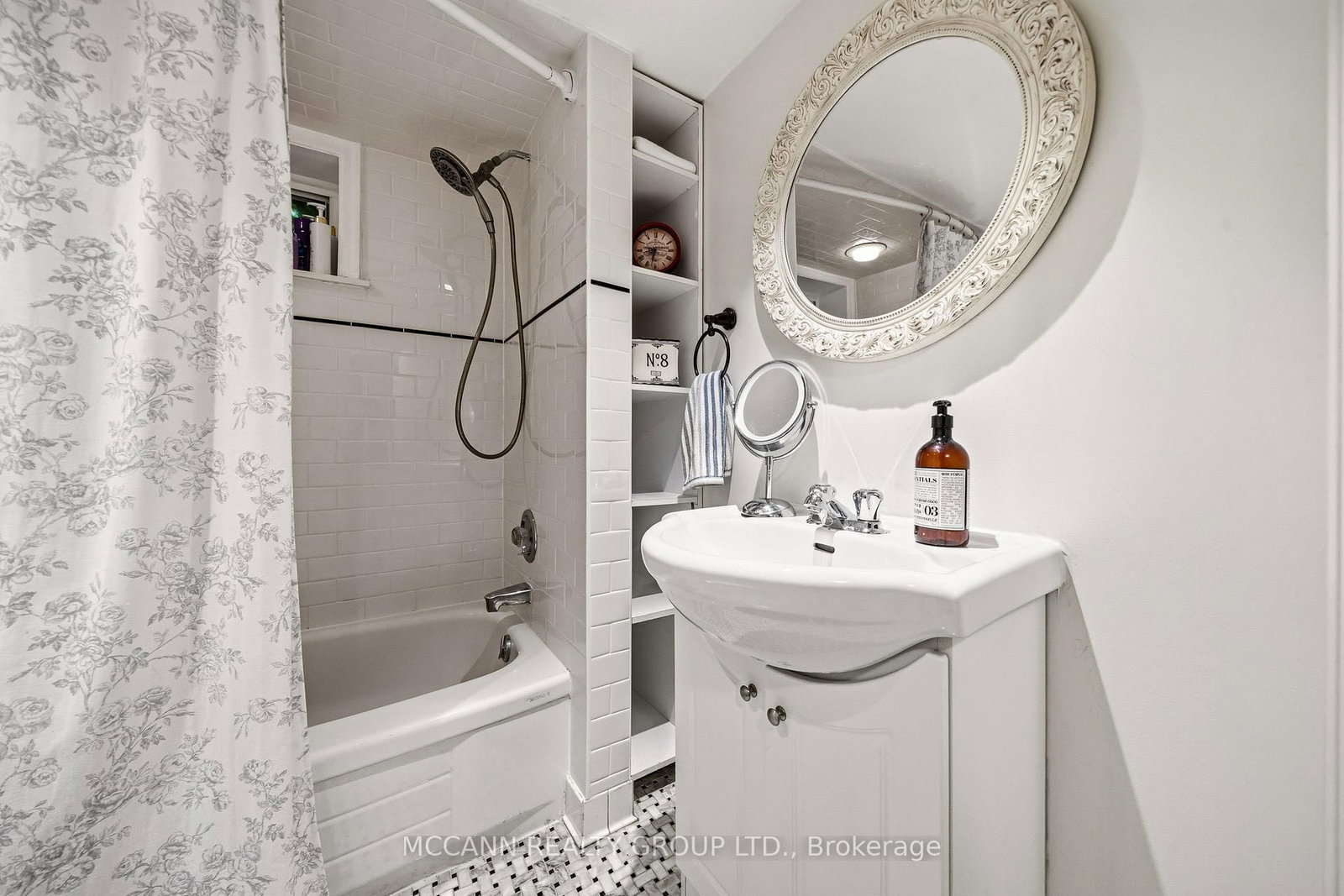 1396 Mount Pleasant Road • Toronto, ON photo 31