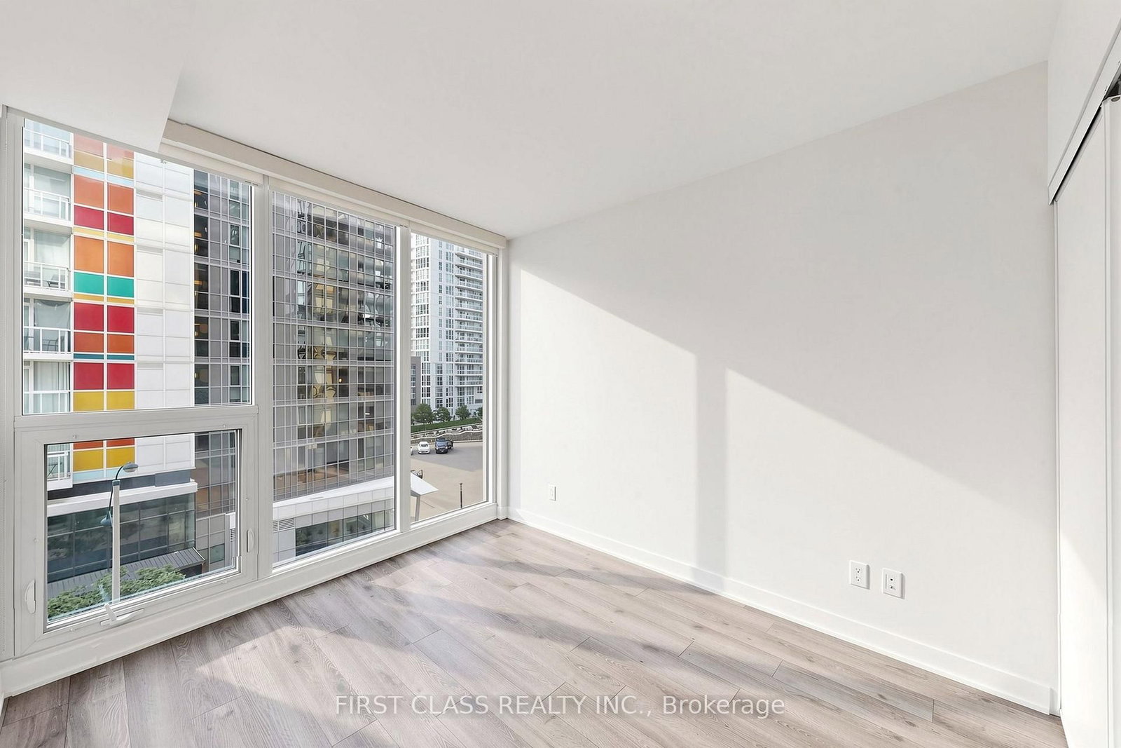 90 Queens Wharf Road • #503 • Toronto, ON photo 11
