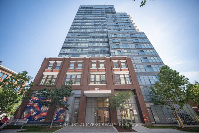 1604 - 181 Huron Street