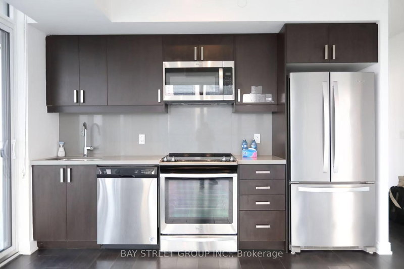 3004 - 50 Wellesley Street E E