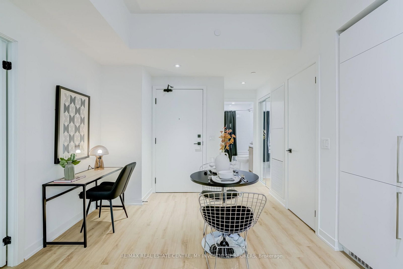 319 Jarvis Street • #2605 • Toronto, ON photo 9