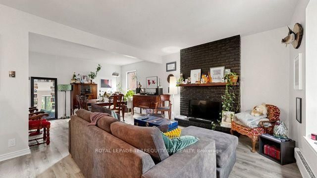 29 Winchester Street • Toronto, ON photo 13