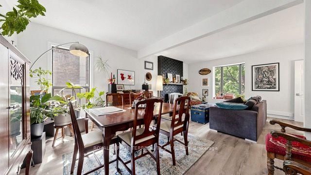 29 Winchester Street • Toronto, ON photo 16
