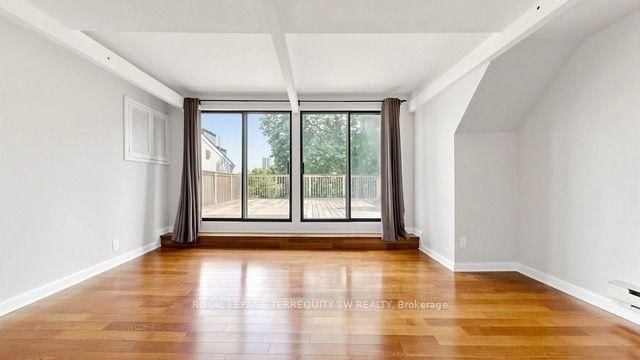 29 Winchester Street • Toronto, ON photo 24