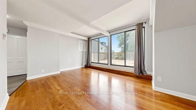 29 Winchester Street • Toronto, ON photo 25