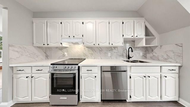 29 Winchester Street • Toronto, ON photo 27