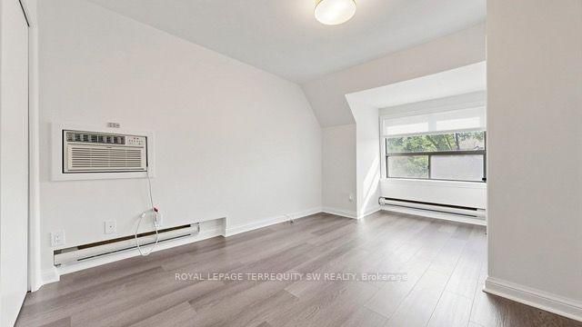 29 Winchester Street • Toronto, ON photo 29