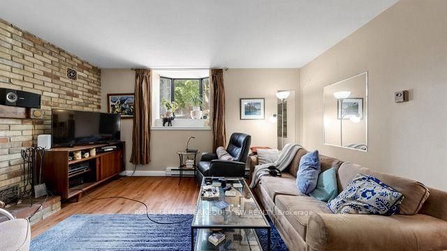 29 Winchester Street • Toronto, ON photo 35