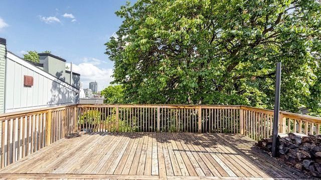 29 Winchester Street • Toronto, ON photo 48