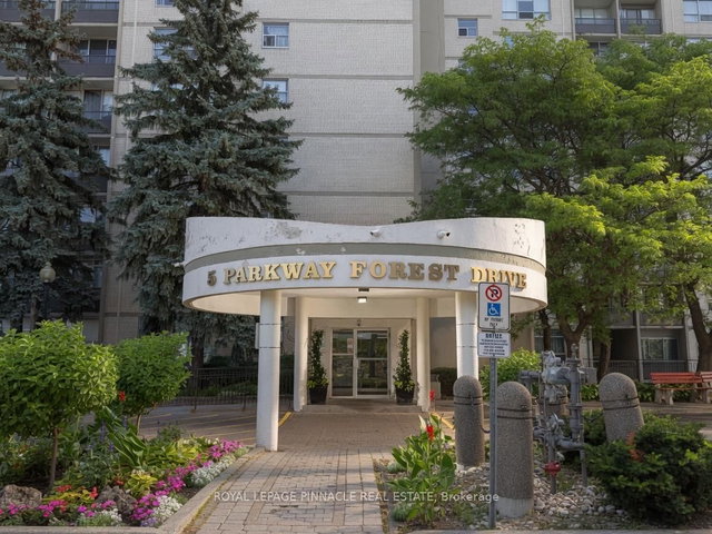 1512 - 5 Parkway Forest Drive