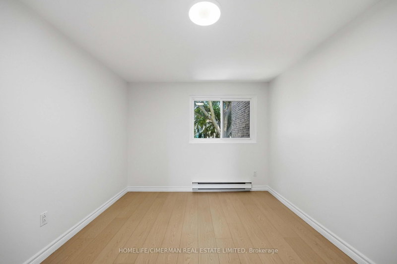 142 Thorny Vineway Toronto,ON M2J 4J6 — Photo 15