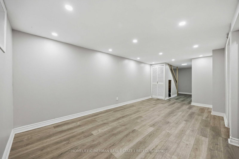 142 Thorny Vineway Toronto,ON M2J 4J6 — Photo 24
