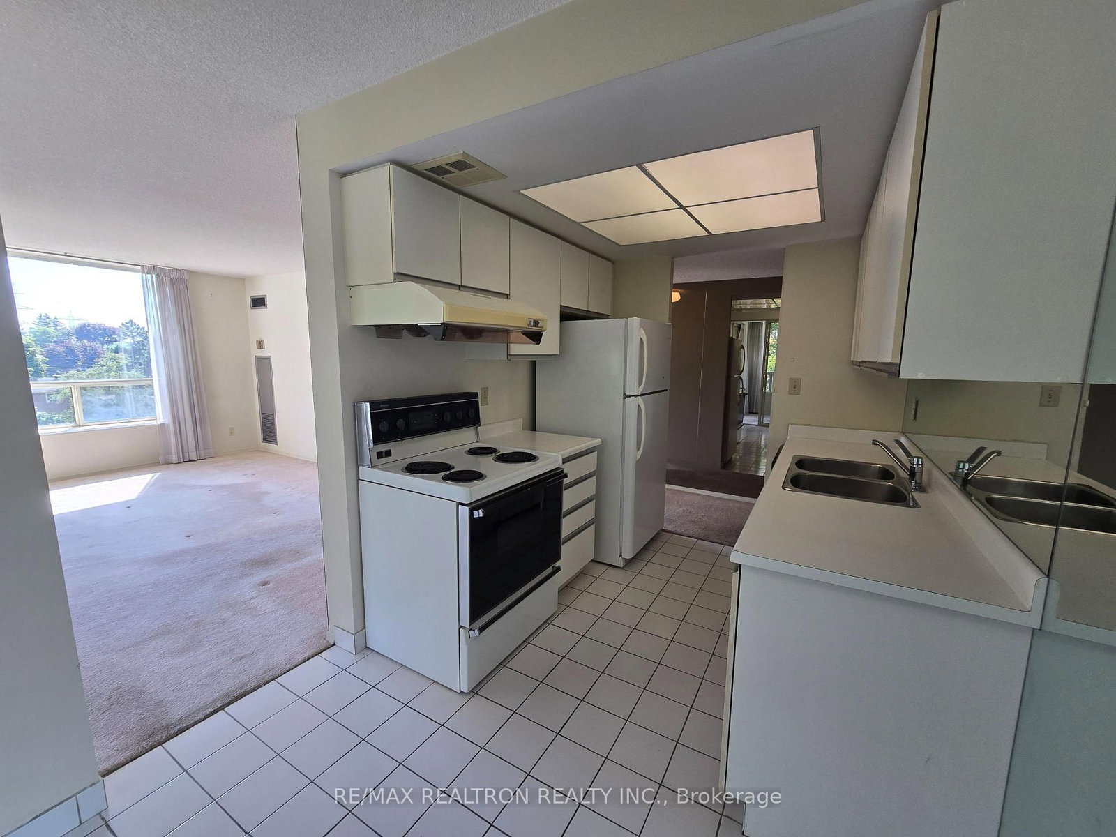 5785 Yonge Street • #403 • Toronto, ON photo 12