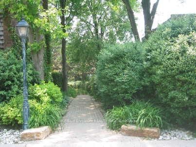 6 Laurie Shepway • Toronto, ON photo 14