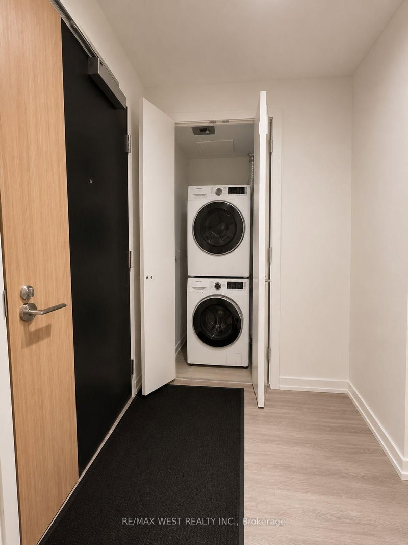 Room1