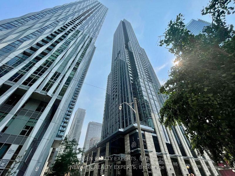 home for lease on 3610-11 Yorkville Avenue