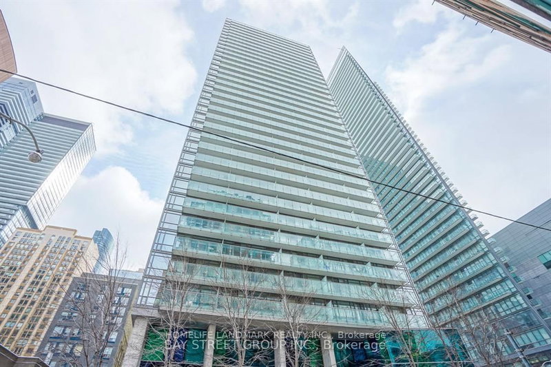 home for lease on 3401-37 Grosvenor Street