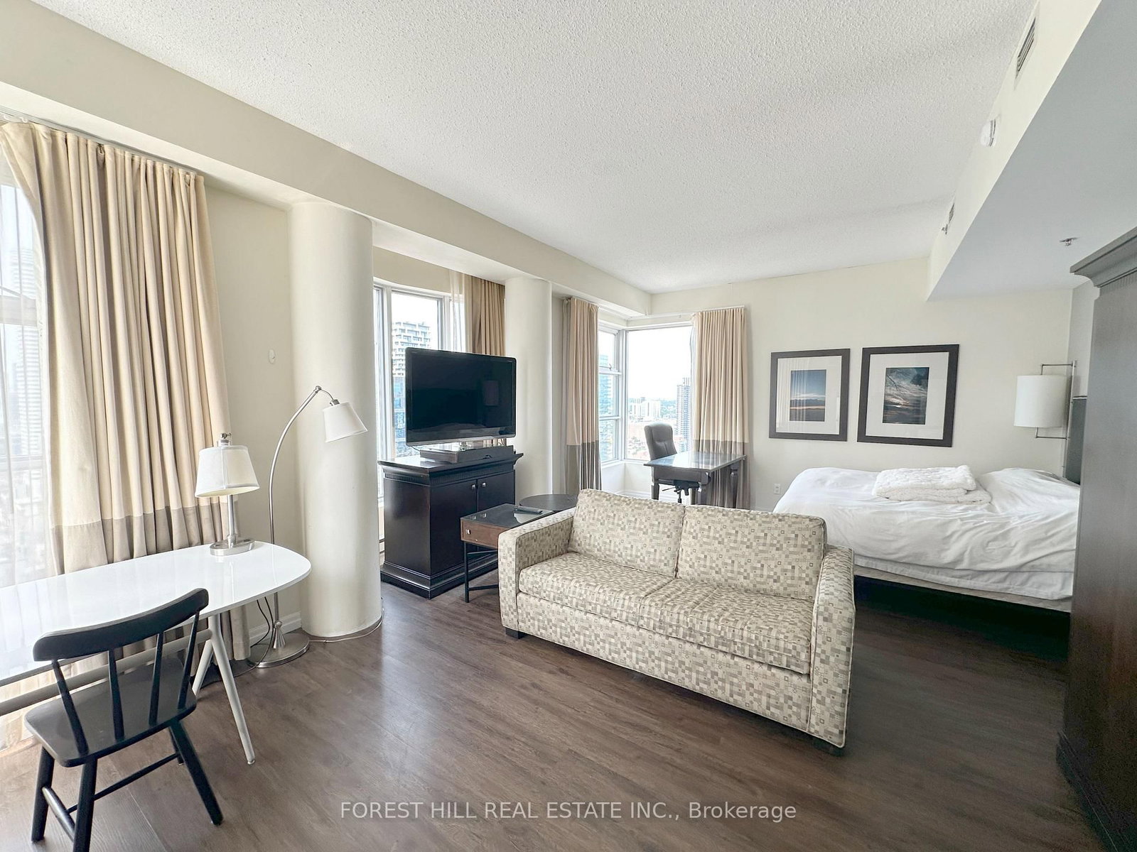 3203-1 King Street, Toronto, ON