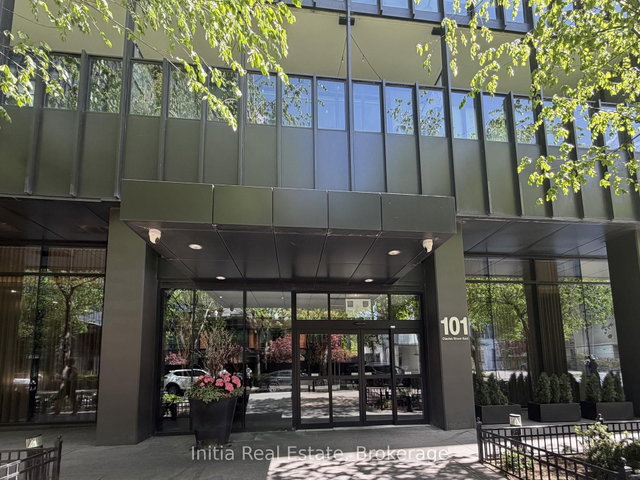 2003 - 101 Charles Street E