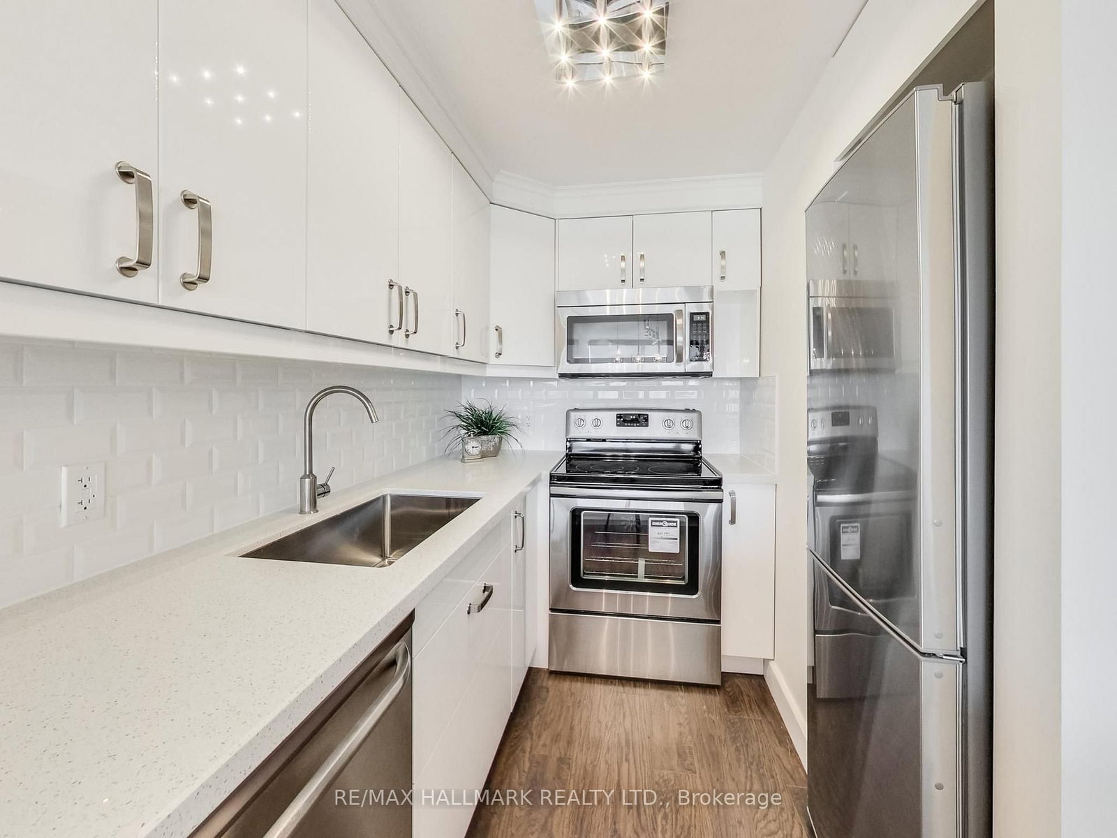 914 Yonge Street • #1509 • Toronto, ON photo 10