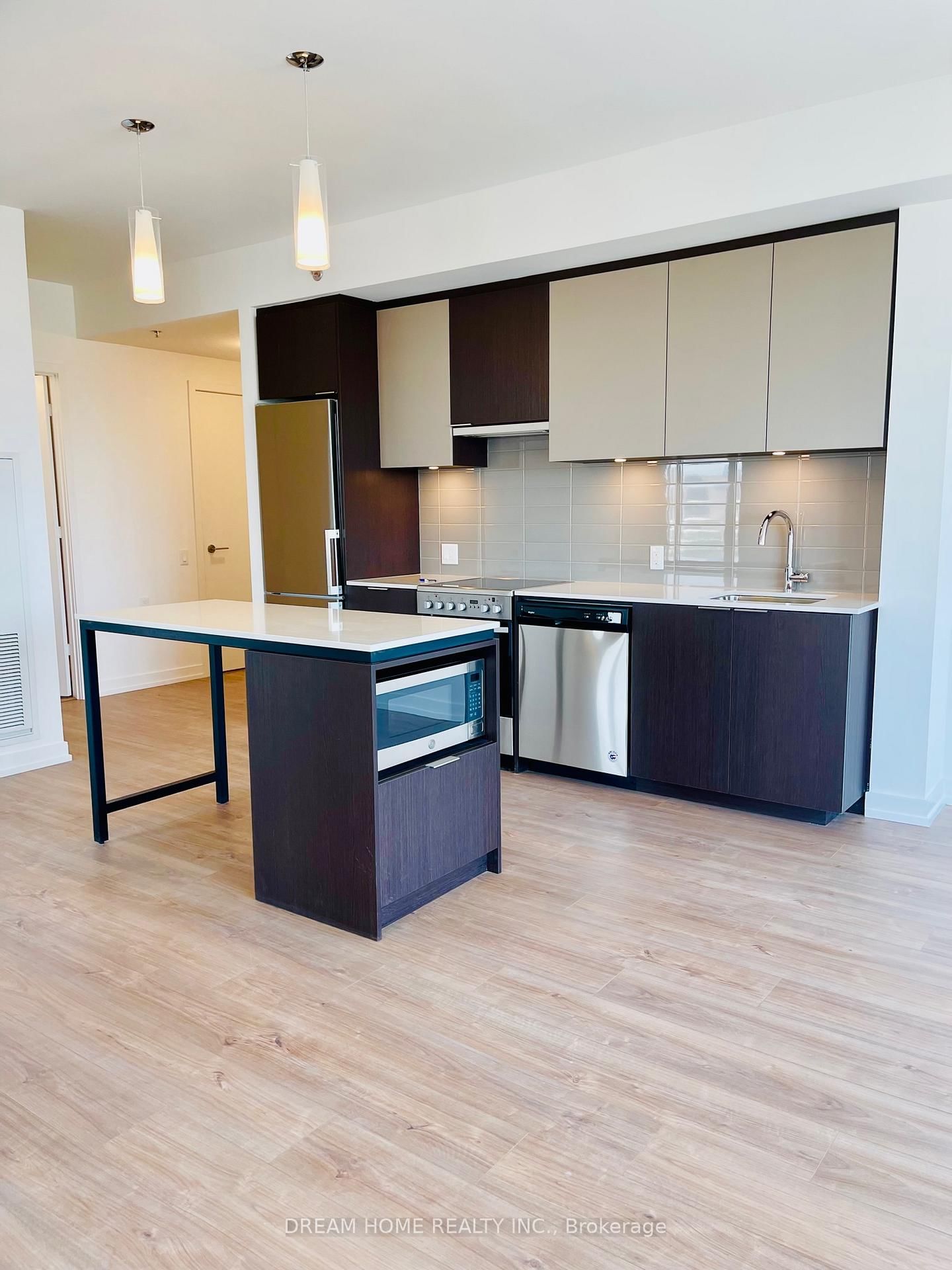 1404-203 College Street, Toronto, ON, photo 4