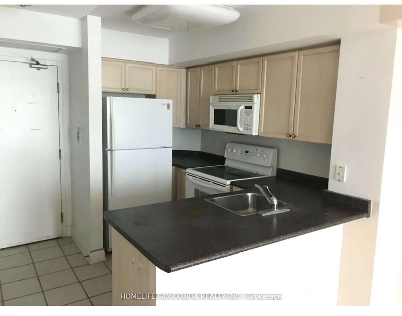 1109 - 28 Harrison Garden Boulevard