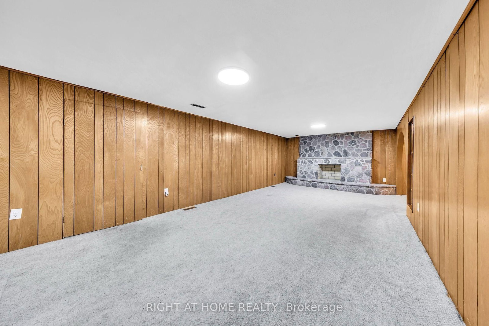 88 Peckham Avenue • Toronto, ON photo 39