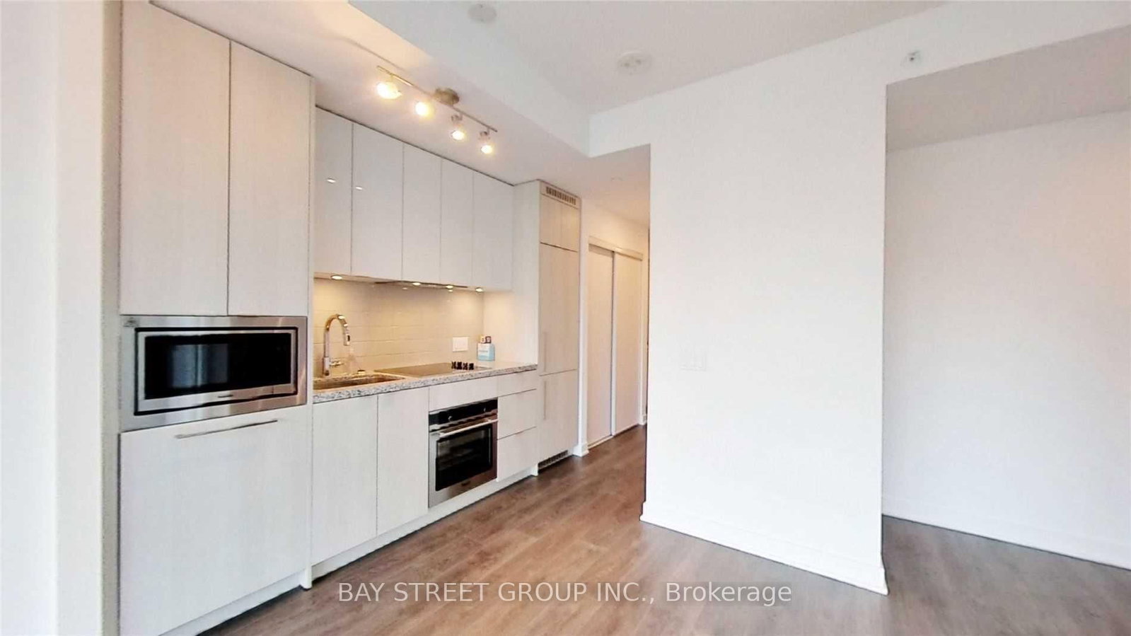 1601-125 Blue Jays Way, Toronto, ON, photo 5