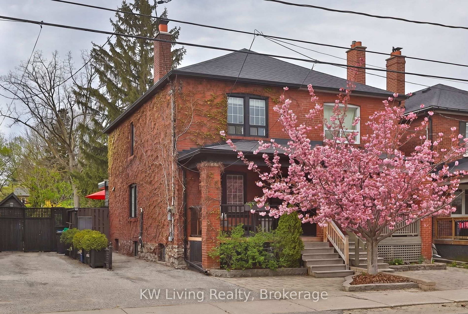 452 Davisville Avenue, Toronto, ON