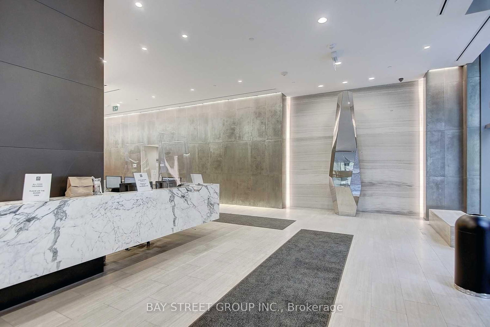 3401-7 Grenville Street, Toronto, ON, photo 2