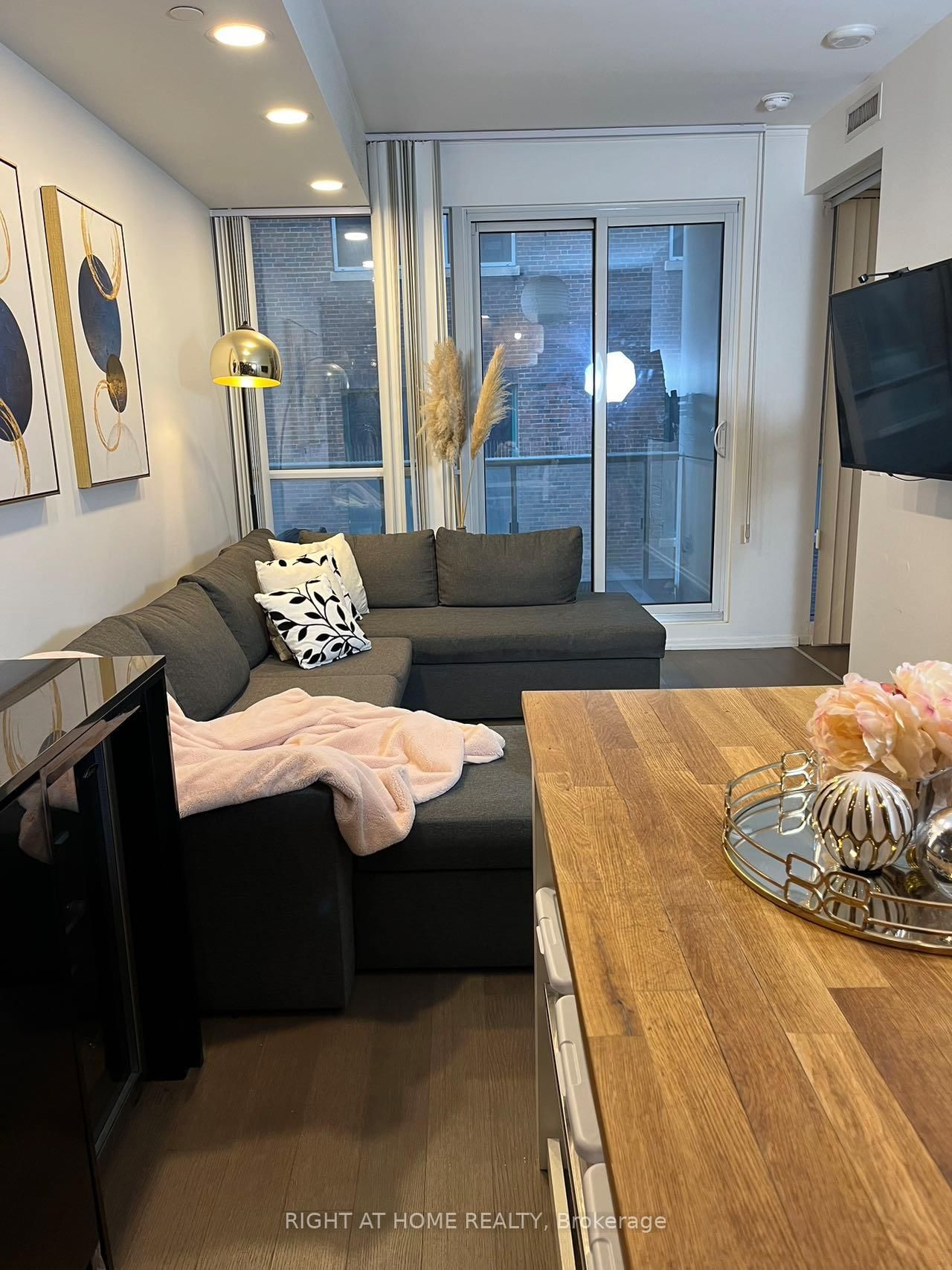 1207-70 Temperance Street, Toronto, ON, photo 5
