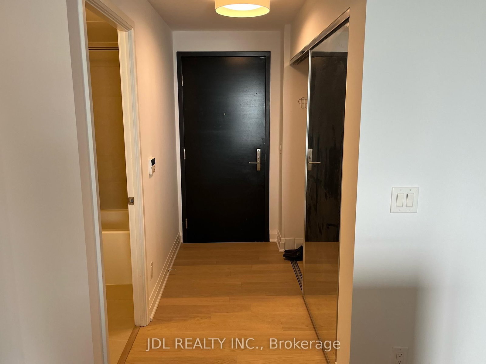 3409-1080 BAY Street, Toronto, ON, photo 2