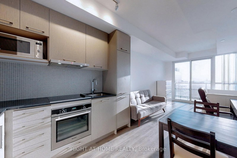 3505 - 87 Peter Street