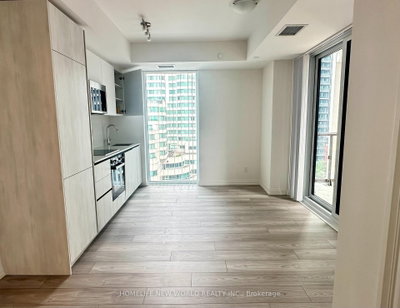 Unit 1608 — 400 King Street W — photo 3