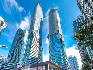 Condo for lease at 1104-12 York Street, Toronto, Ontario, M5J 2Z2 - Waterfront Communities C1 - MLS: C13581520