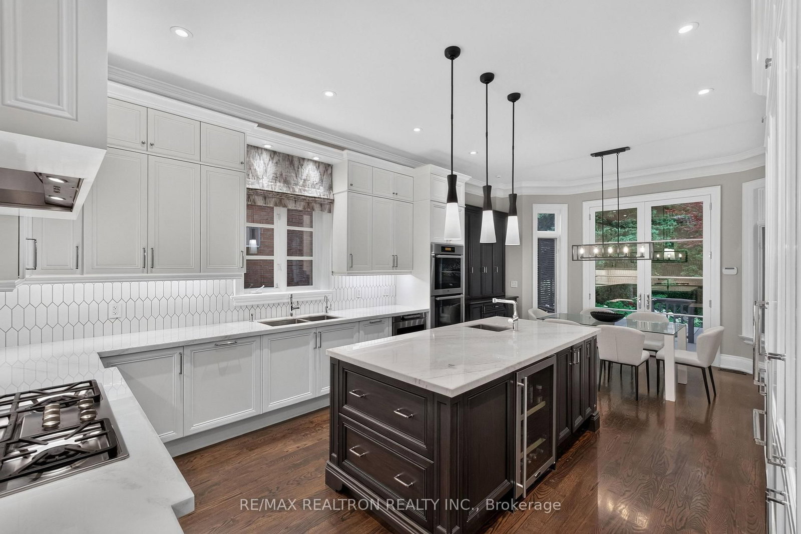 462 Fairlawn Avenue • Toronto, ON photo 30