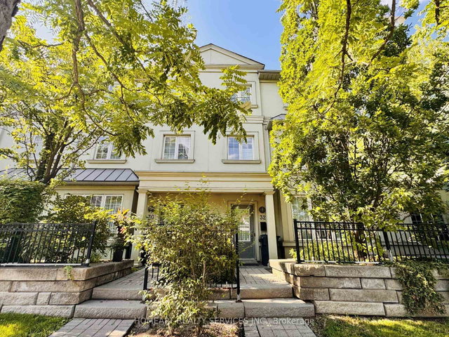 32 Glendora Avenue