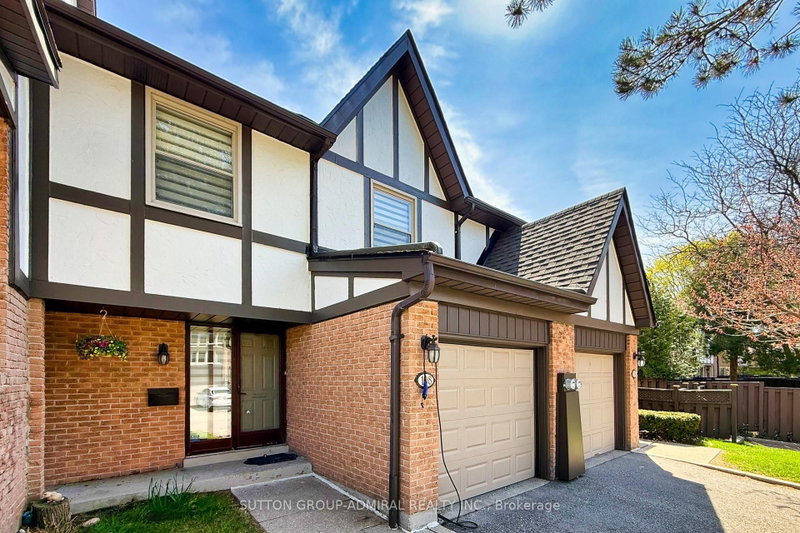 108 English Ivy Way