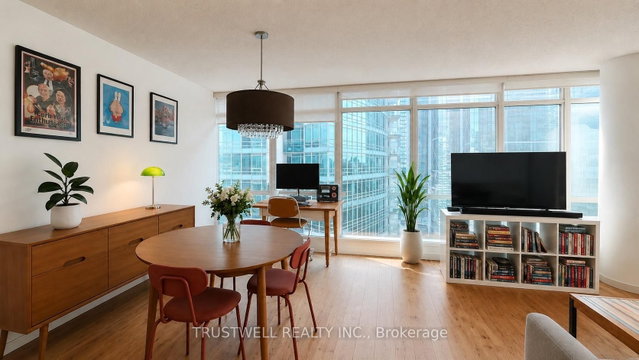 1802 - 381 Front Street W